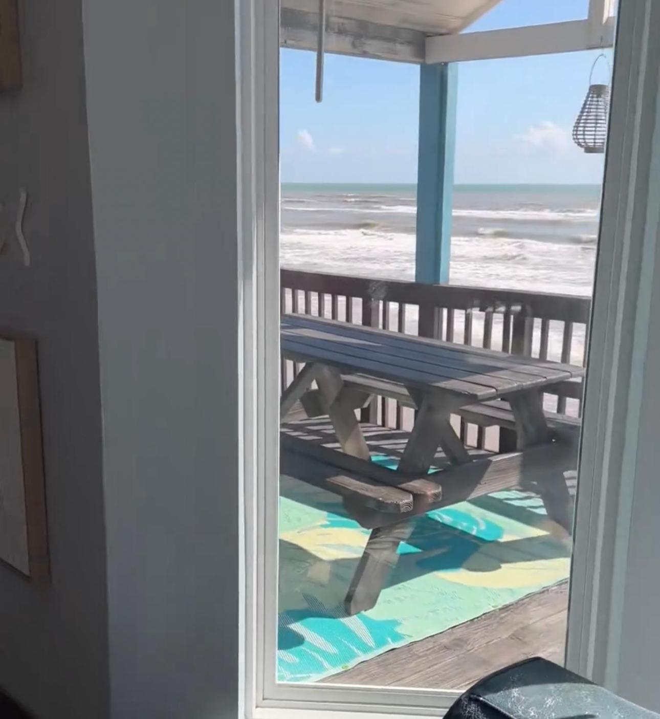 Surfside Beachfront Dream Екстериор снимка