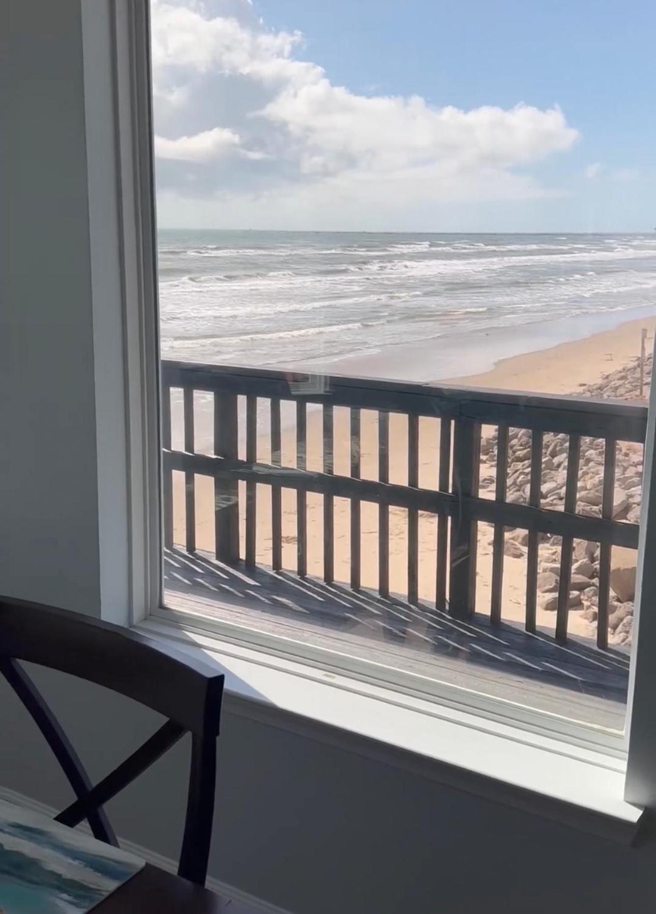 Surfside Beachfront Dream Екстериор снимка
